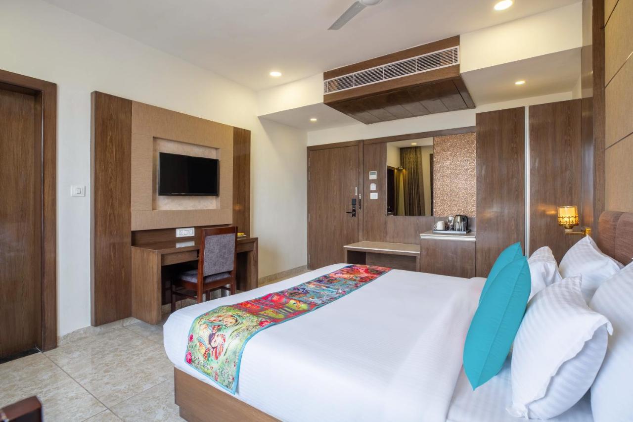 Pandora Grand Udaipur Exterior foto