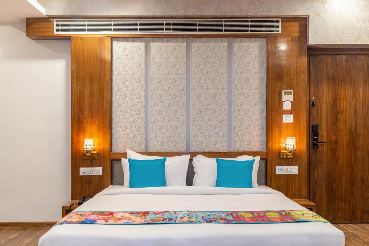 Pandora Grand Udaipur Exterior foto